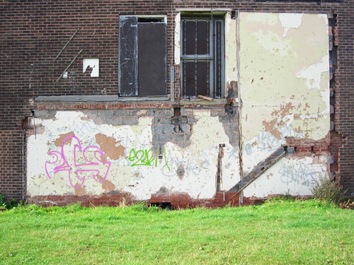 05 wall collage