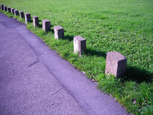 07 stone posts 